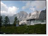 Hoher Dachstein. Prvn pohled na jin stnu z parkovit.